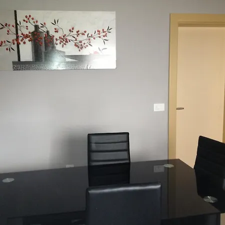 Apartment Karl Biograd Na Moru